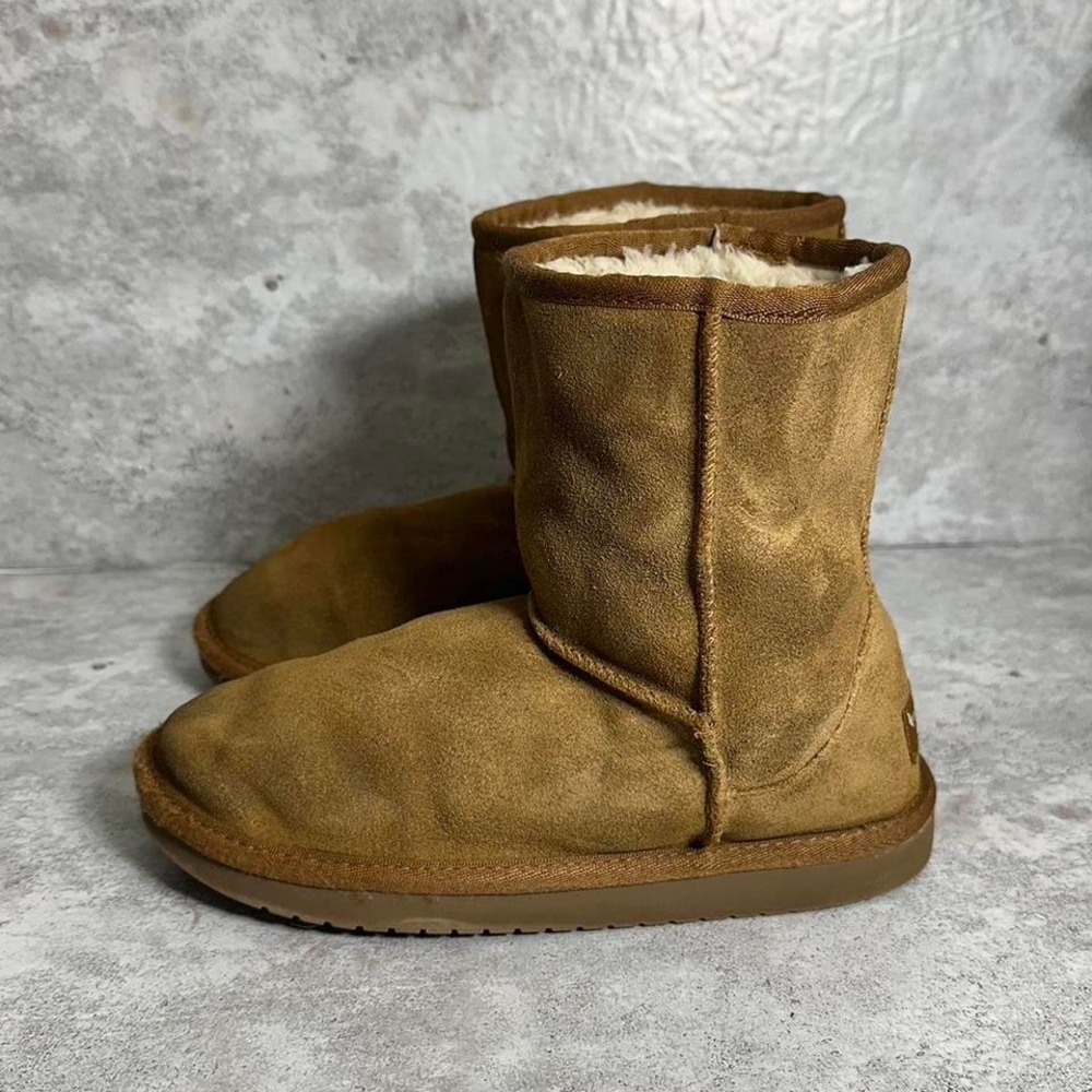 Tan and brown Koolaburra‎ UGG boots youth Size 4Y  #UGG #tanboots